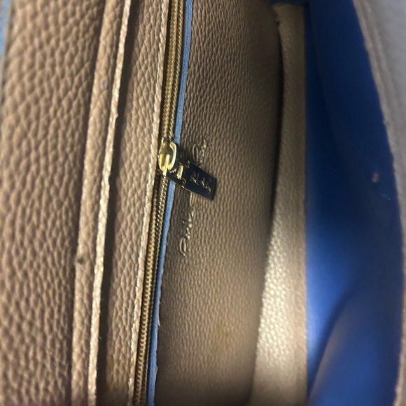 Pink Haley NWOT vegan leather pebble crossbody bag with charms! Great colours - Picture 8 of 11